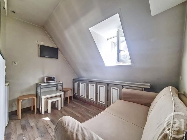 Appartement Chambre à vendre - 1 pièce - 9.3 m2 - PARIS - 75015 - ILE-DE-FRANCE - Century 21 Actif Immobilier